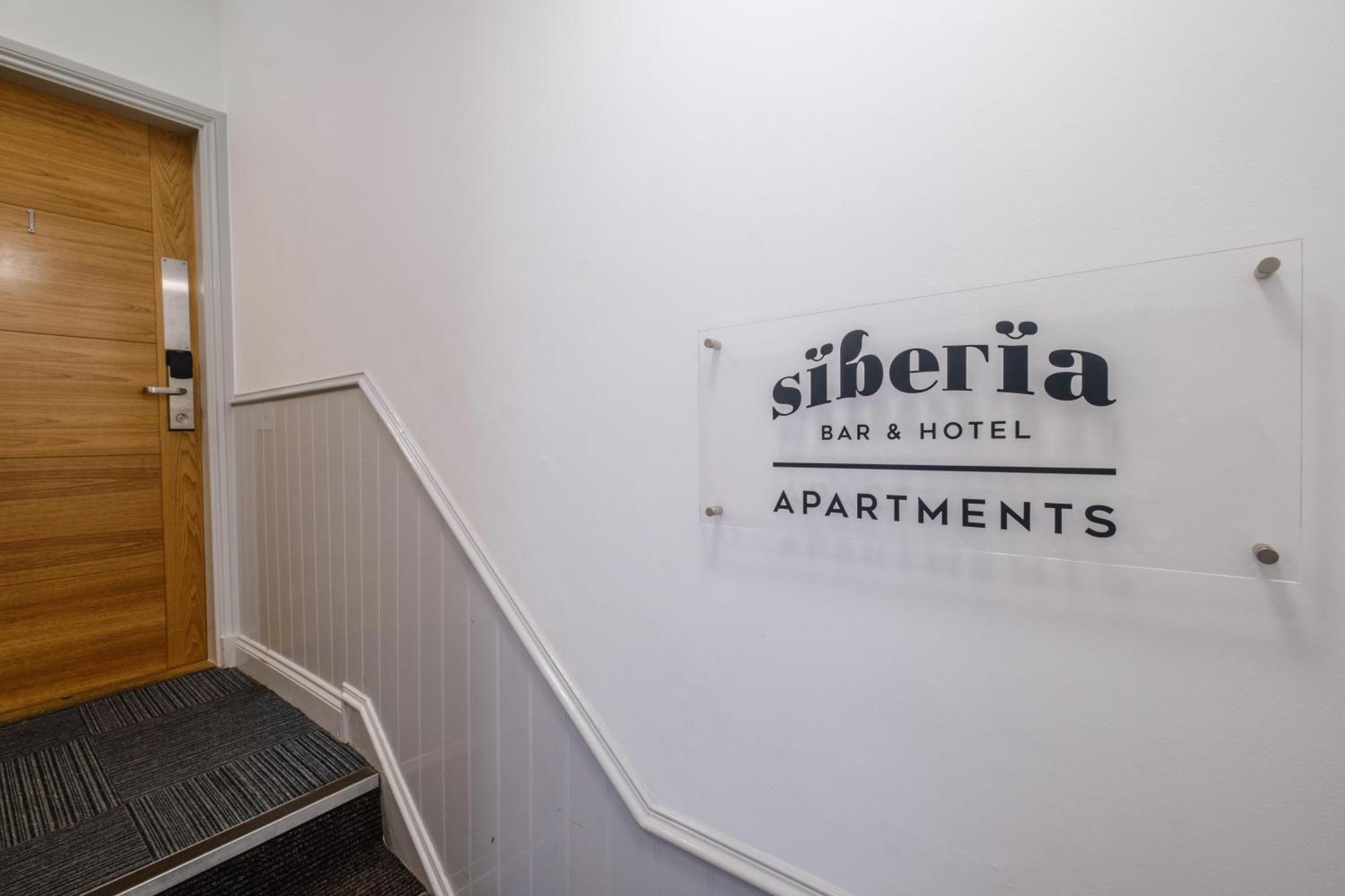 Siberia Bar & Hotel Aberdeen Exterior photo